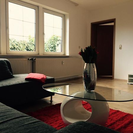 Ferienwohnung In Domnaehe Ерфурт Екстериор снимка